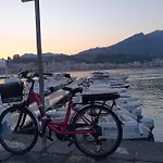 Home Apartment Giardini Naxos